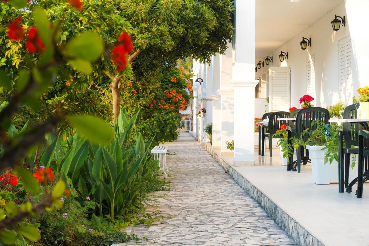 Cubaneros Holiday Inn Laganas Ngoại thất bức ảnh