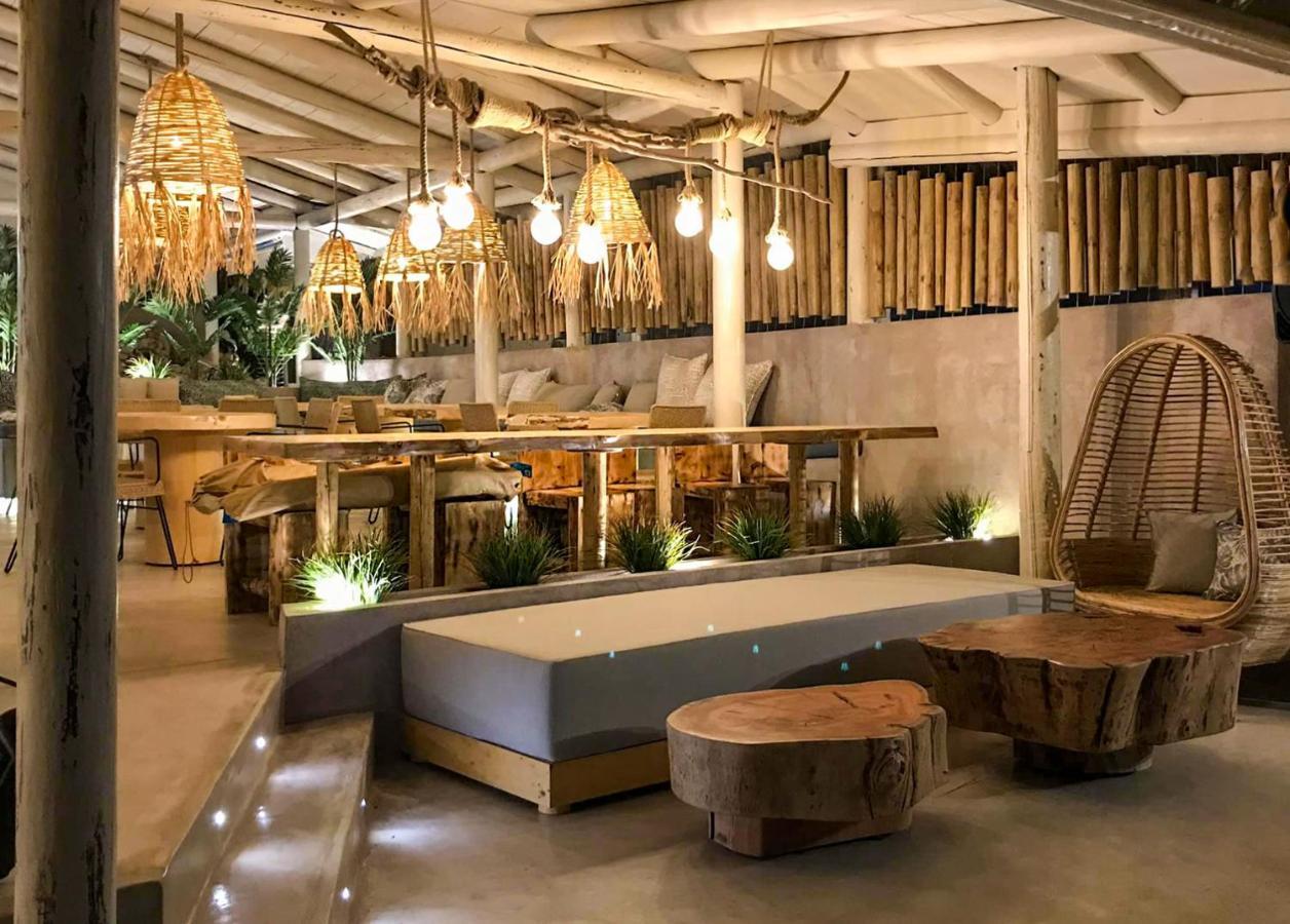 Cubaneros Holiday Inn Laganas Ngoại thất bức ảnh