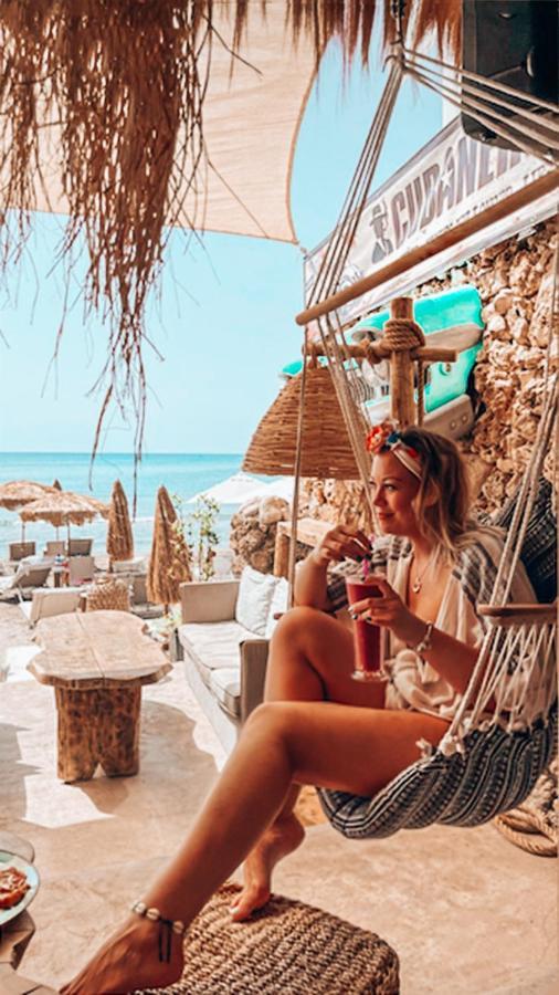 Cubaneros Holiday Inn Laganas Ngoại thất bức ảnh