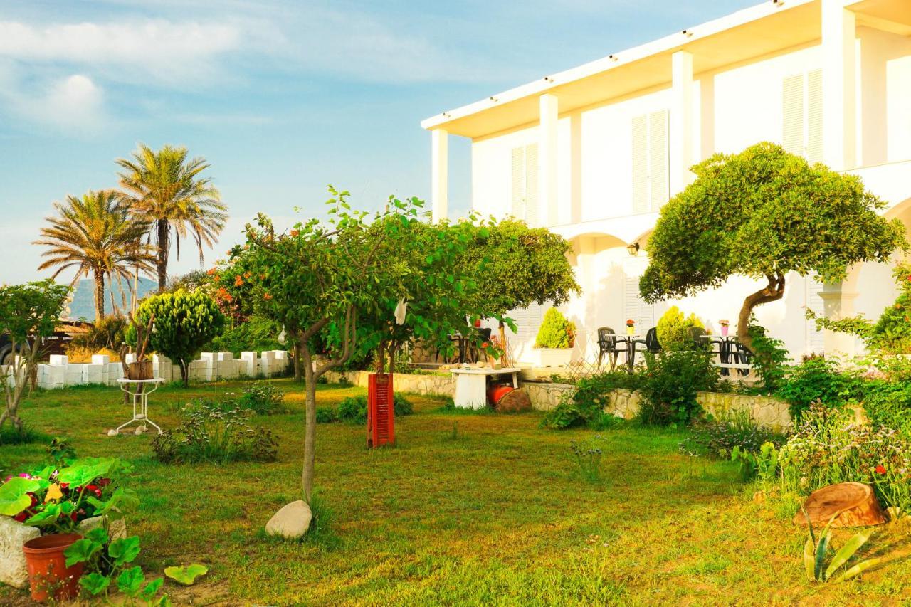 Cubaneros Holiday Inn Laganas Ngoại thất bức ảnh